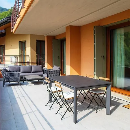 Bella Li - By Myhomeincomo *